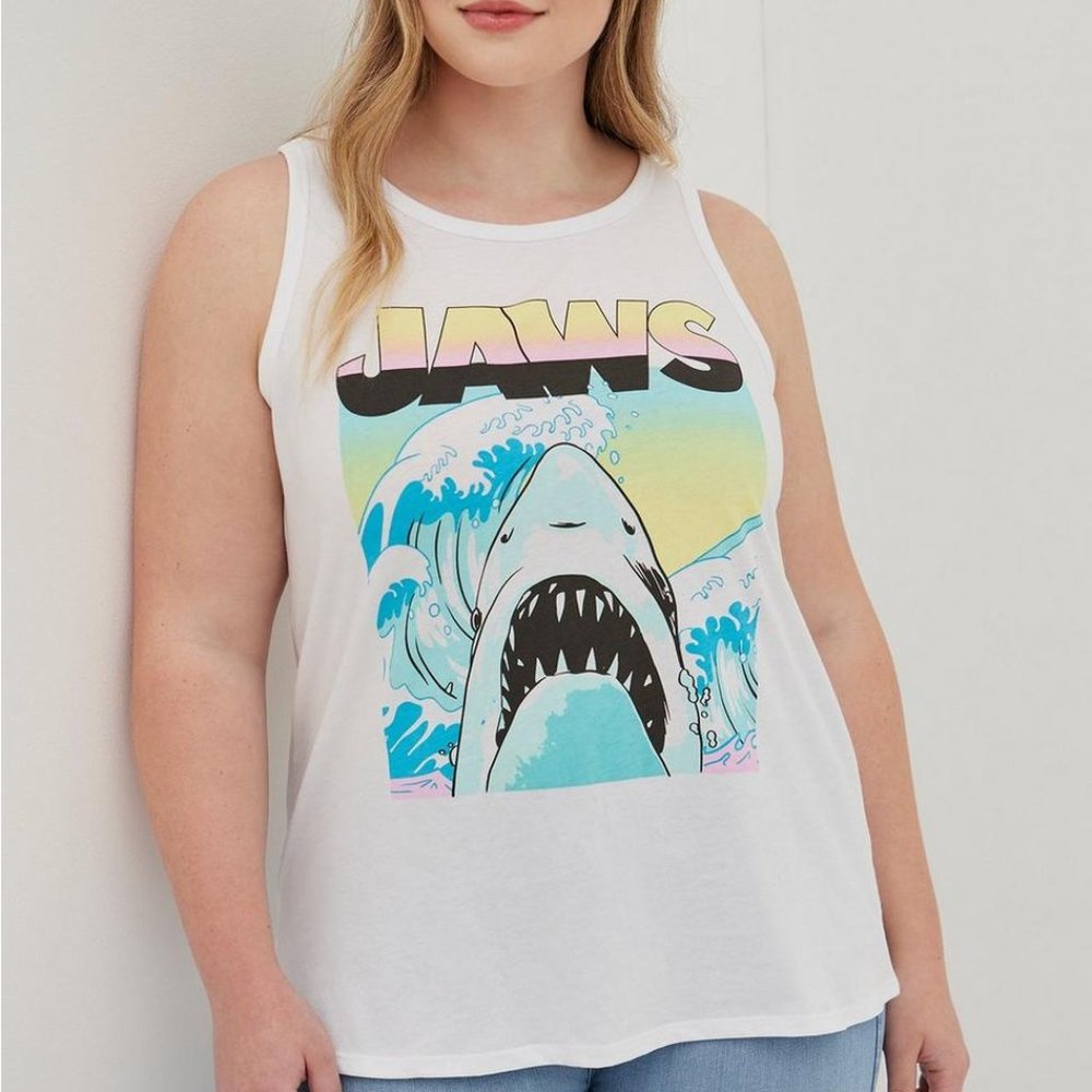 Torrid Classic Fit Crew Tank – Cotton Jaws White size 4x